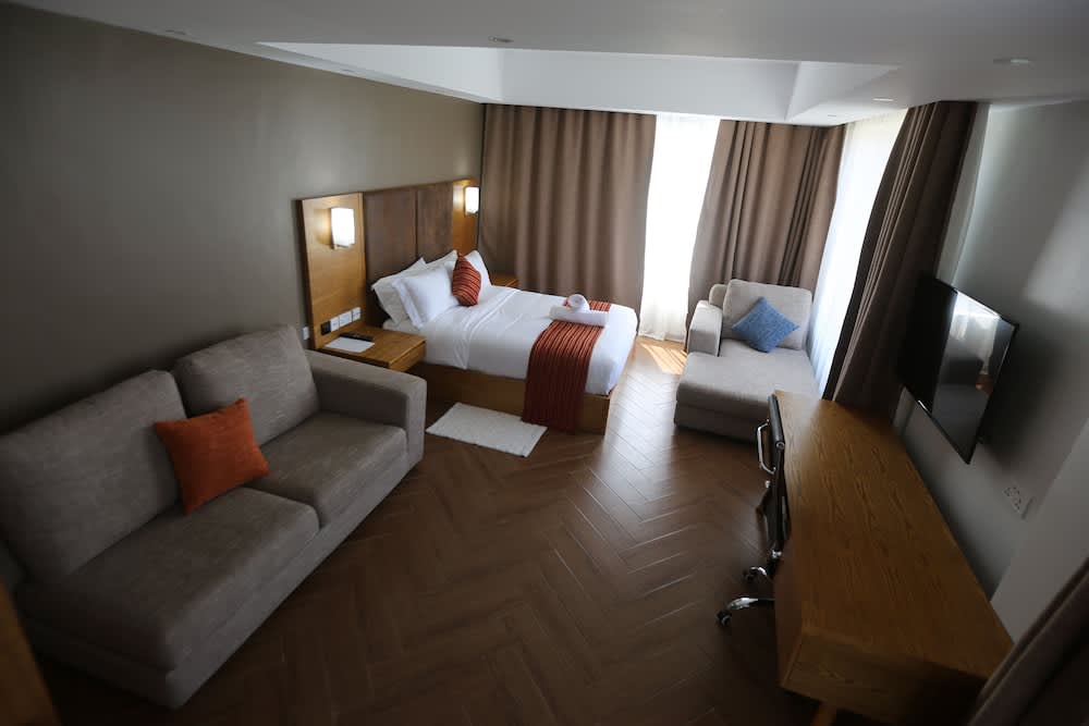The Alps Hotel Nakuru 2