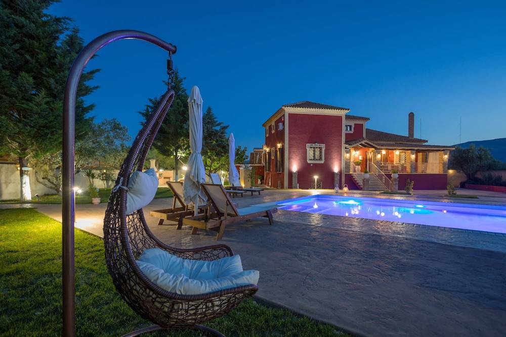 Luxury Villa Froso 1
