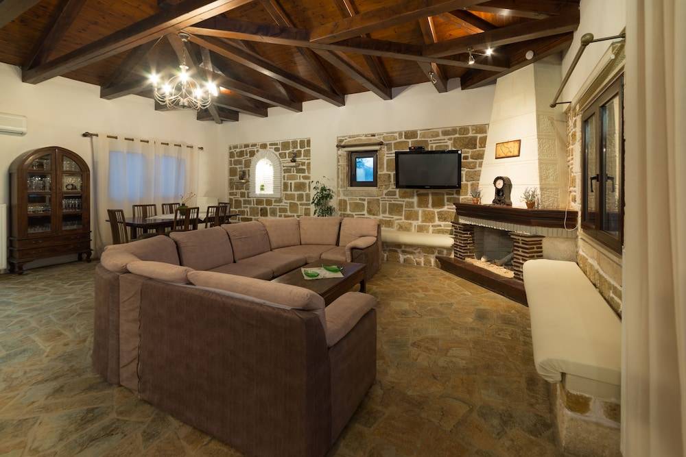 Luxury Villa Froso 2