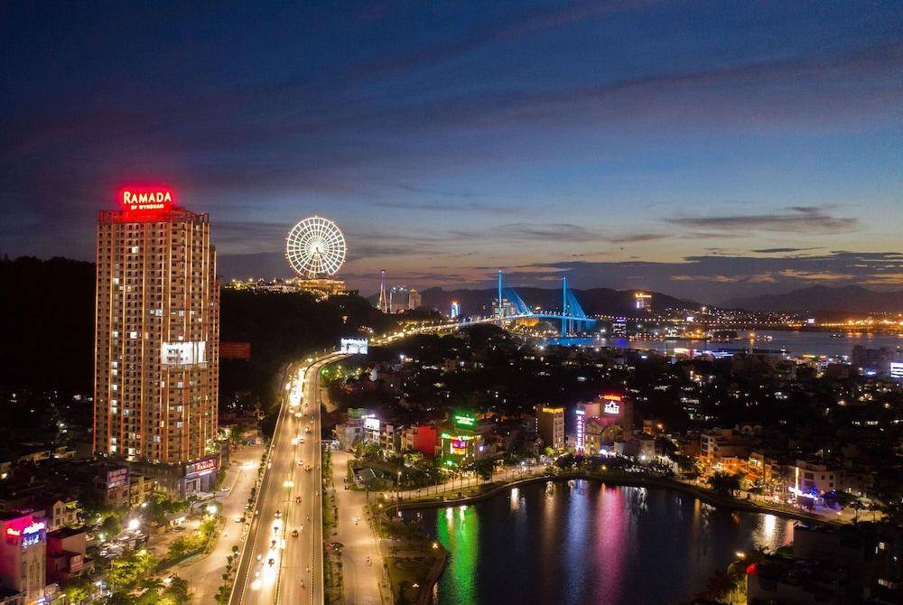 Ramada Hotel & Suites by Wyndham Halong Bay View 1