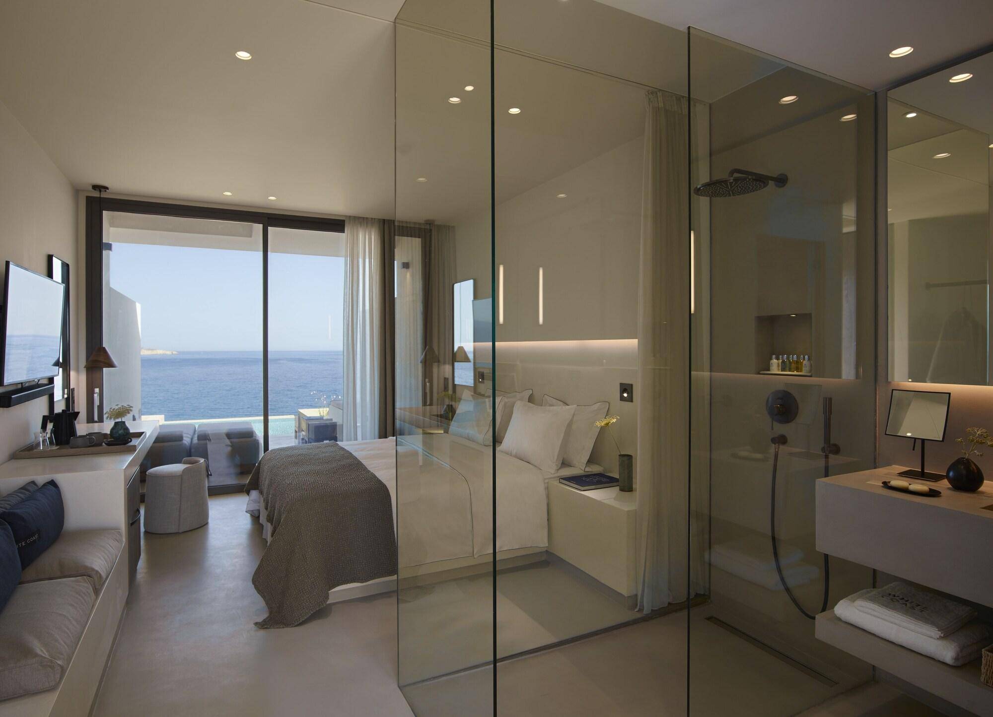 White Coast Pool Suites Small Luxury Hotels 1