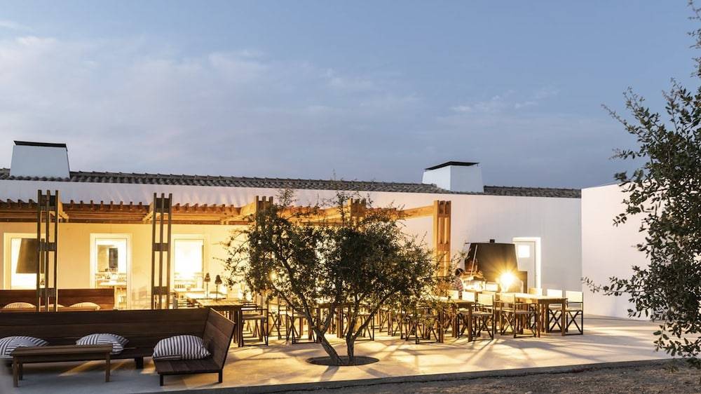Craveiral Farmhouse by Belong Staying & Feeling 1
