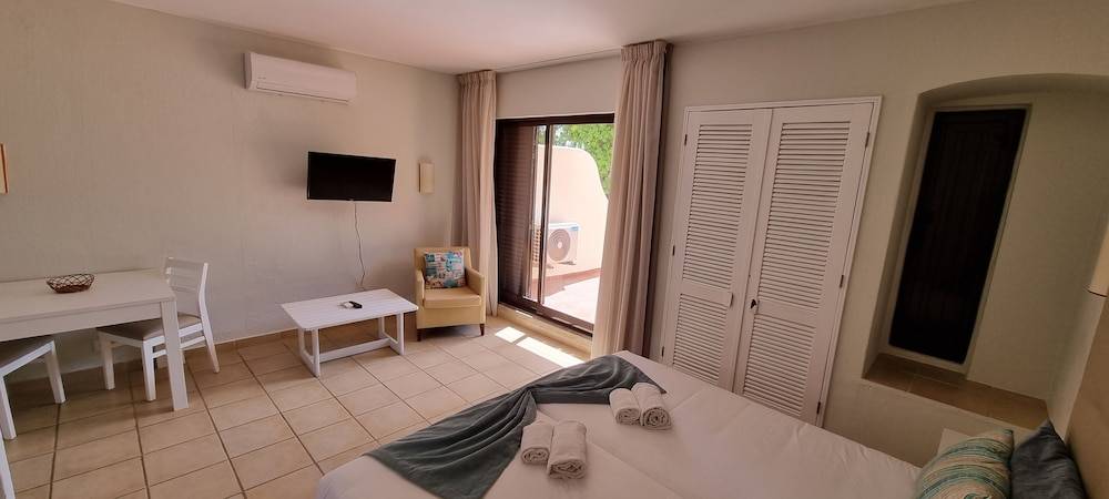 Albufeira Jardim Apartments 1