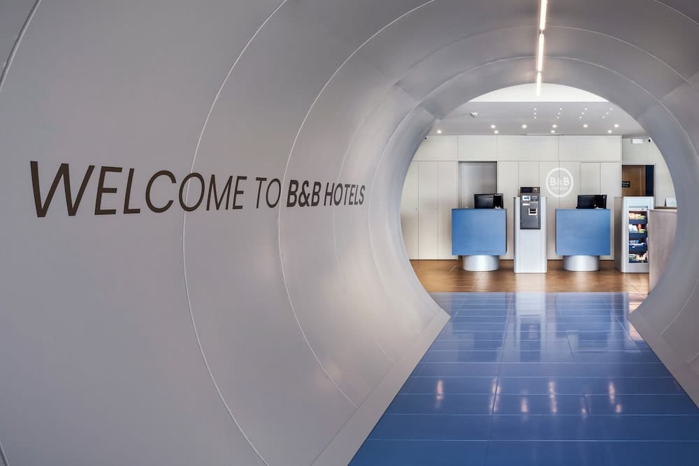 B&B HOTEL Madrid Aeropuerto T1 T2 T3 2