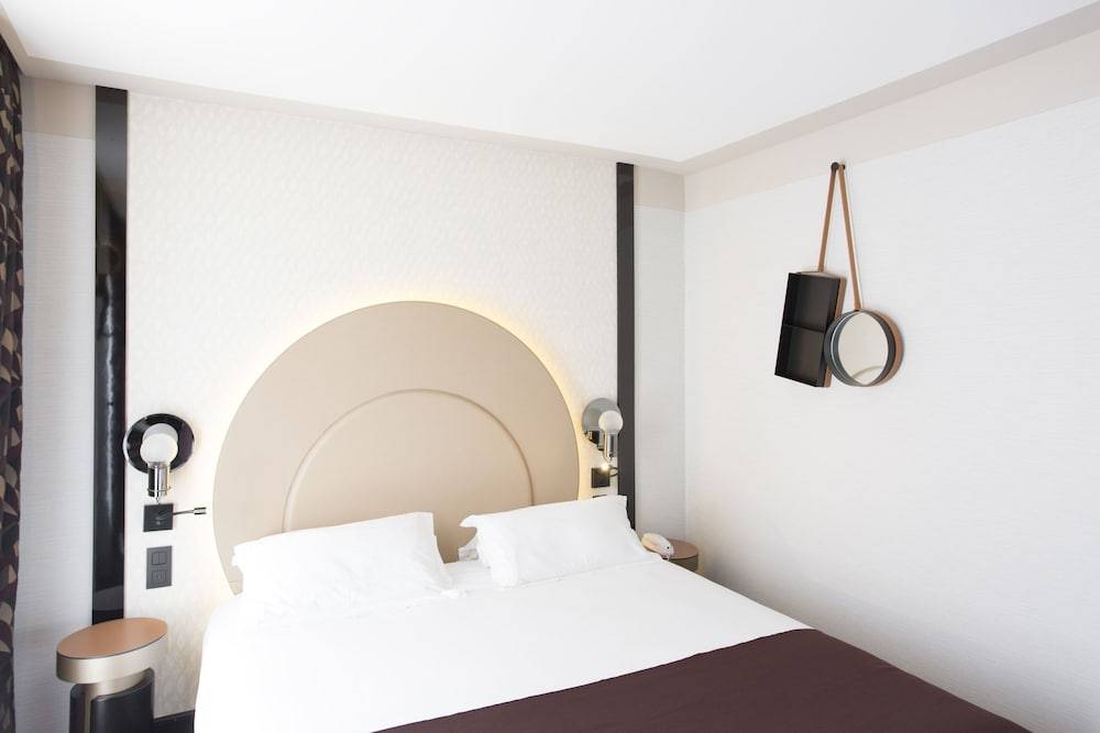 Hôtel Cannes Centre Univers 2