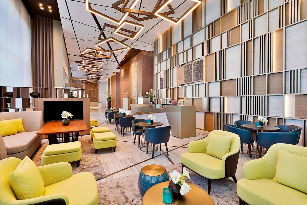 Courtyard by Marriott Dubai, Al Barsha 1