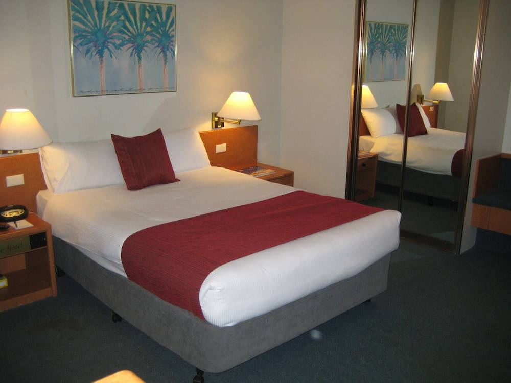 Devere Hotel 1