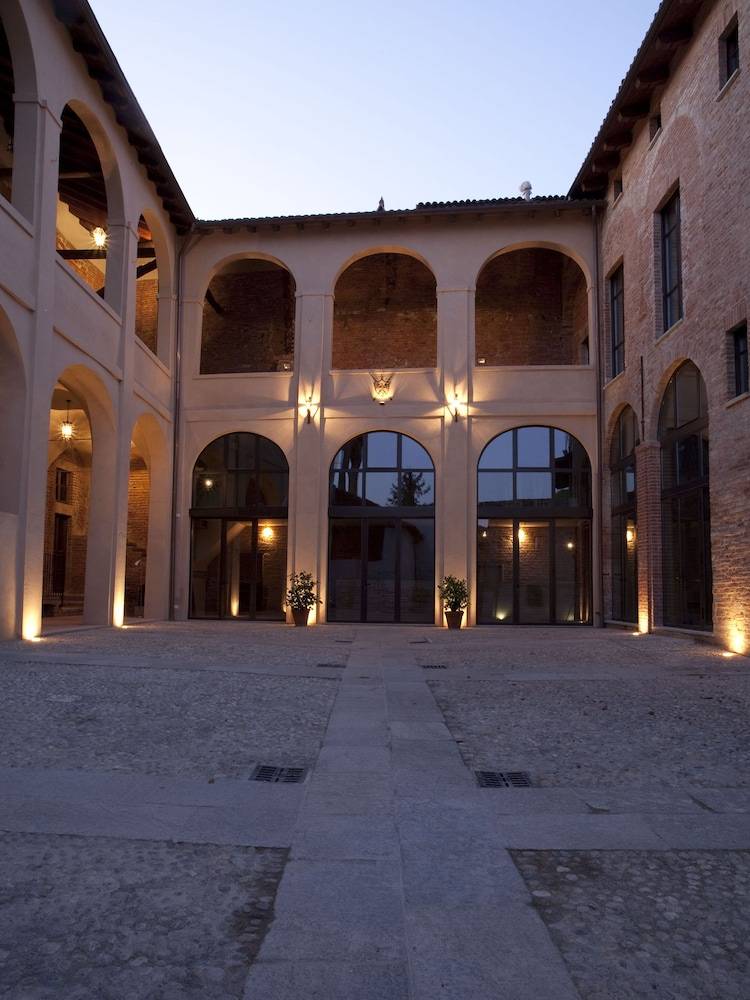 Relais Palazzo Paleologi Sec.XIV 1