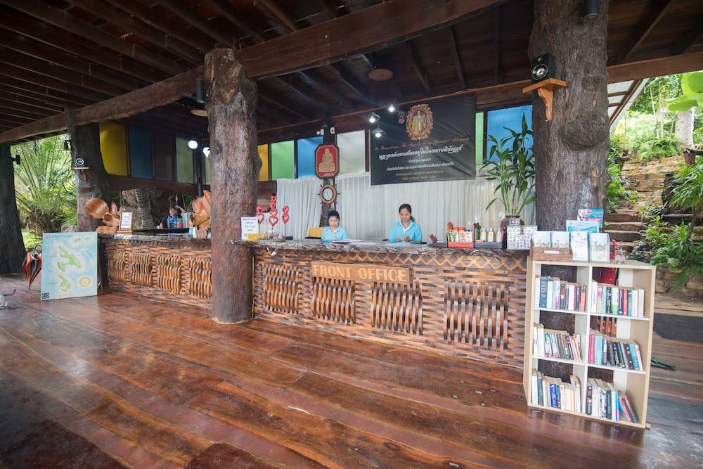 Phi Phi The Beach Resort 2