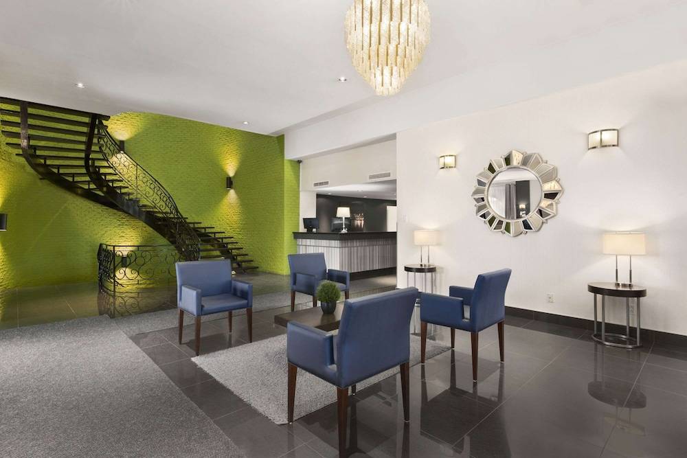 Days Inn by Wyndham Montreal Airport Conference Centre 1