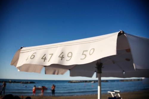Ambra Hotel Cattolica 2