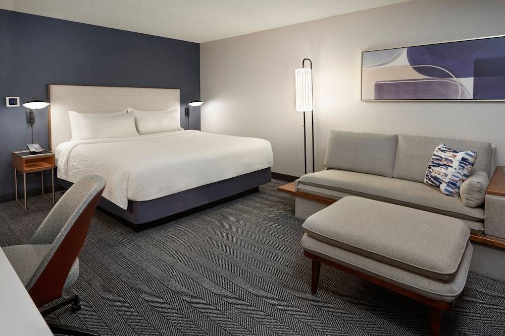Courtyard by Marriott Toronto Mississauga/Meadowvale 1