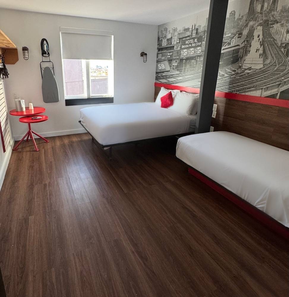 Hotel 1080 1