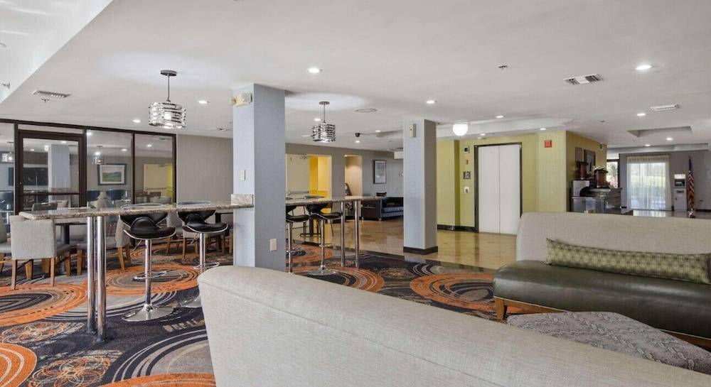 Quality Inn Jacksonville - Orange Park near Naval Air Station 2