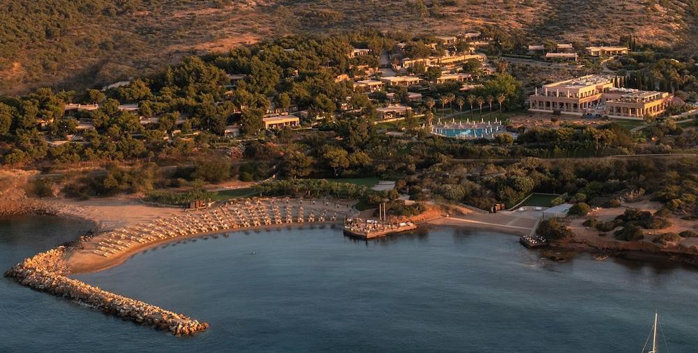 Cape Sounio, a Resort to Live 1