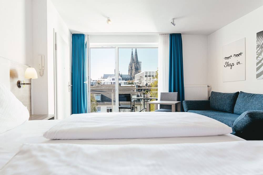 Haus am Dom - Apartments und Ferienwohnungen 1