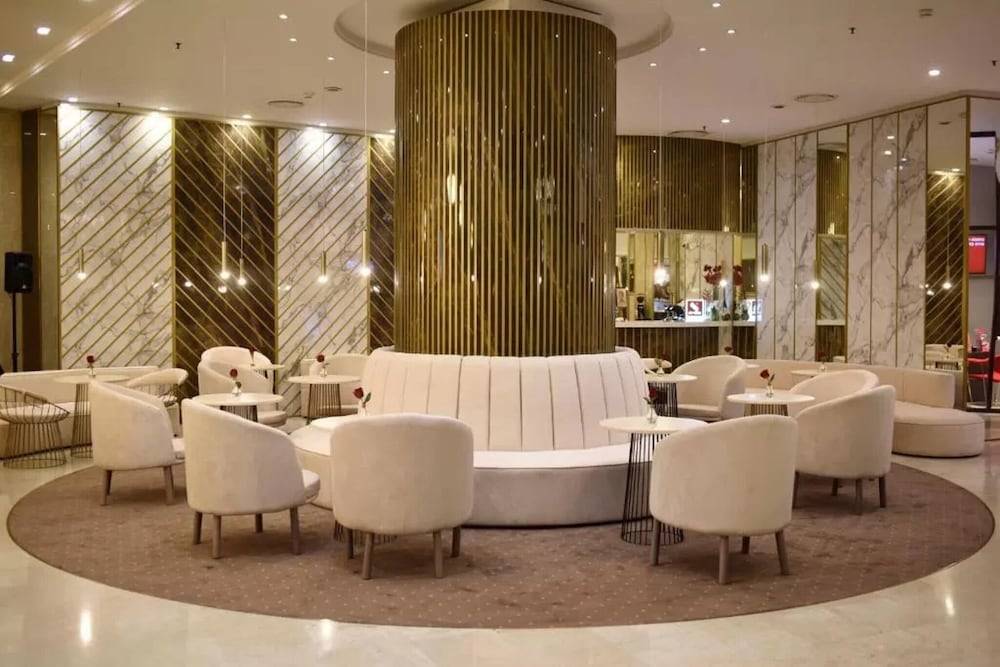 Grand Hotel Bucharest 2