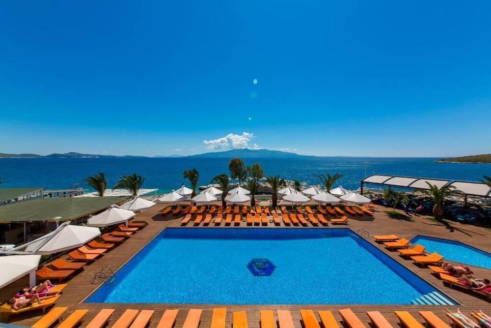 Hotel Saranda Palace 1