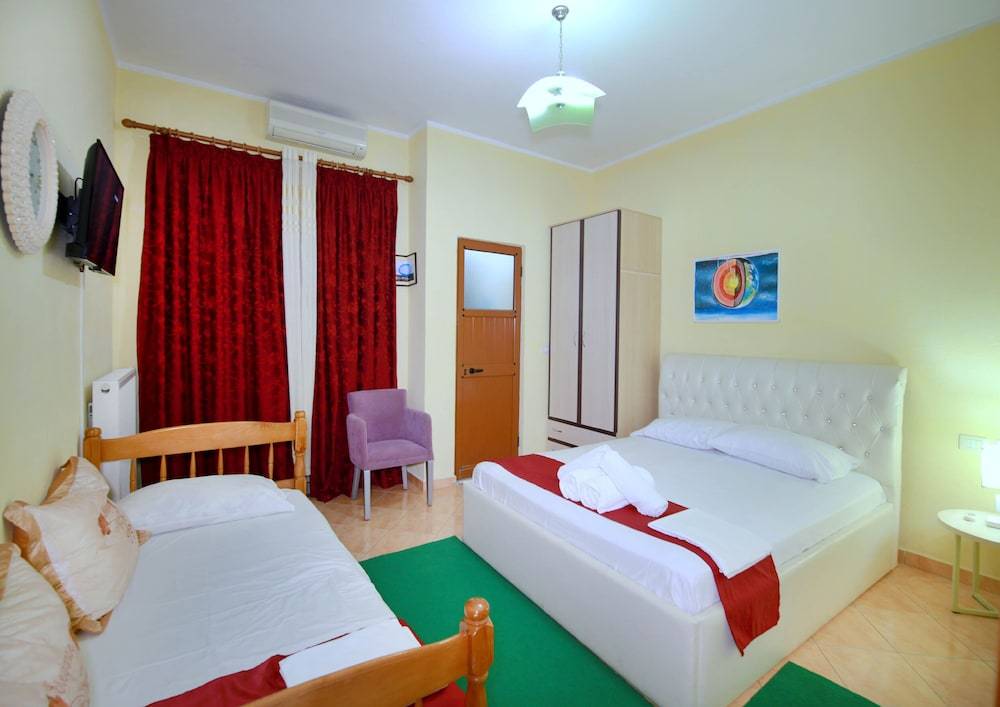 My Home Guest House-Apartment 1