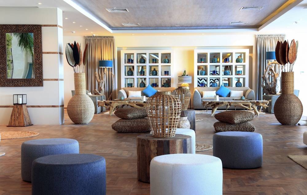Design Plus Seya Beach Hotel 2