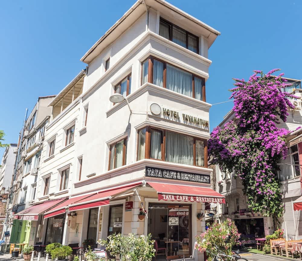 Tayahatun Hotel 1