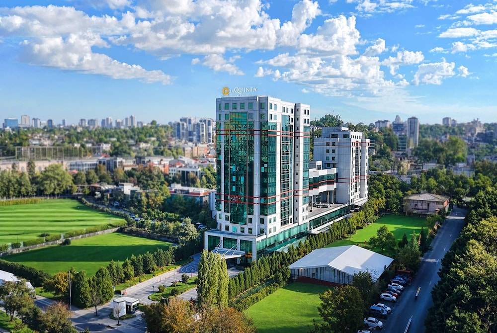 La Quinta by Wyndham Istanbul Gunesli 1