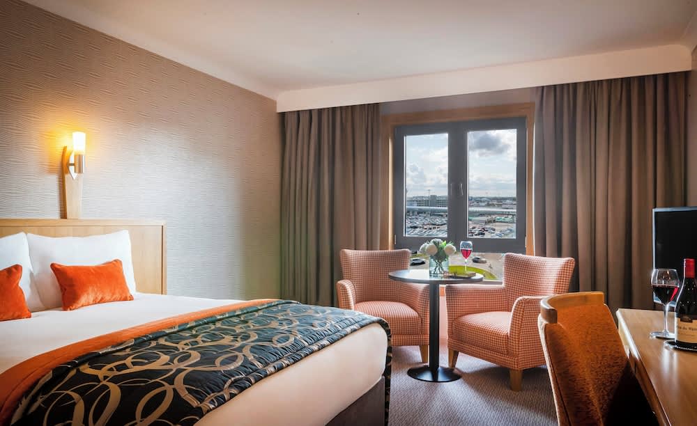 Clayton Hotel, Manchester Airport 1