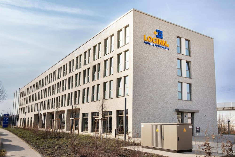 LOGINN Hotel Köln Airport 1