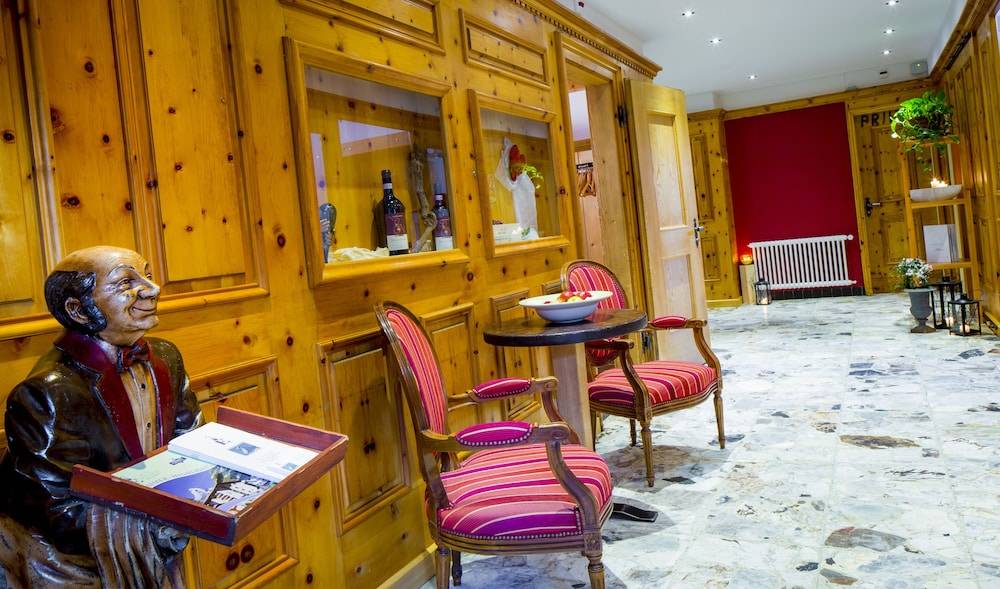Hotel Excelsior 2