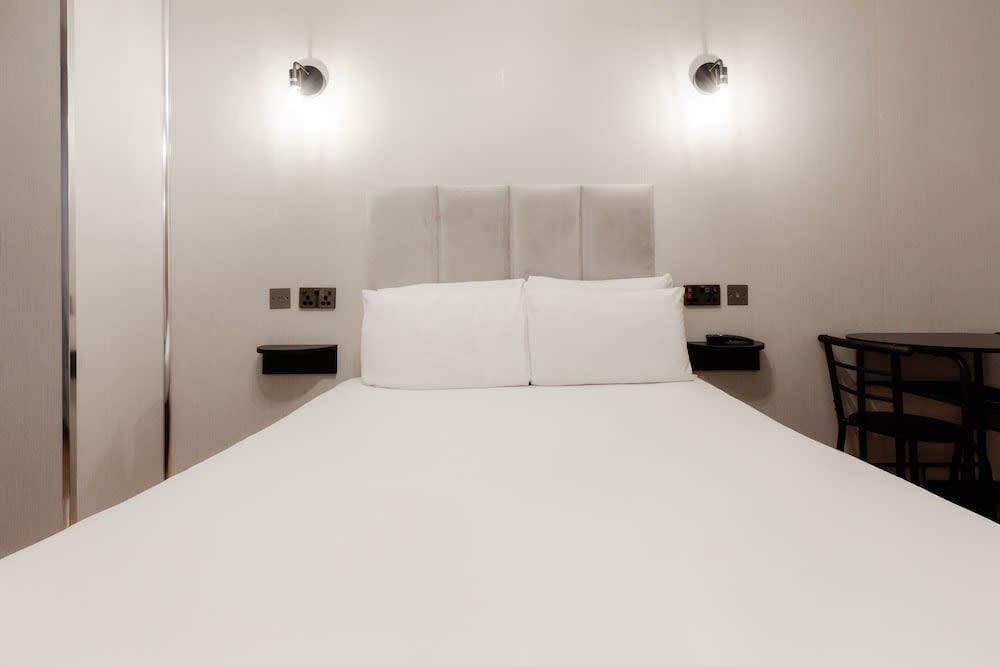 Britannia Hyde Park Hotel by PLI 2