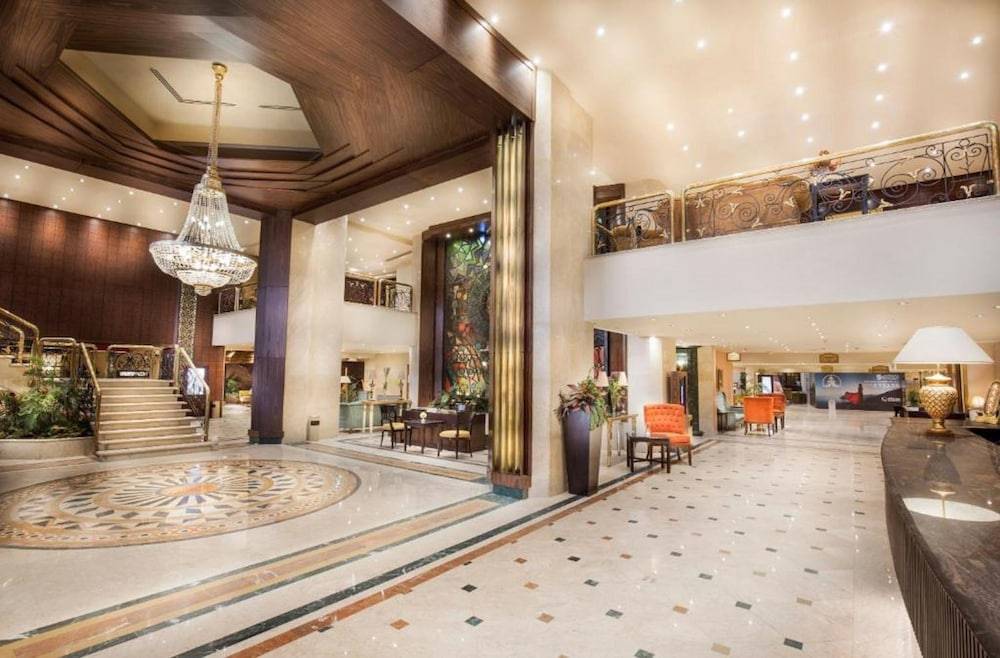 Pyramisa Suites Hotel Cairo 2