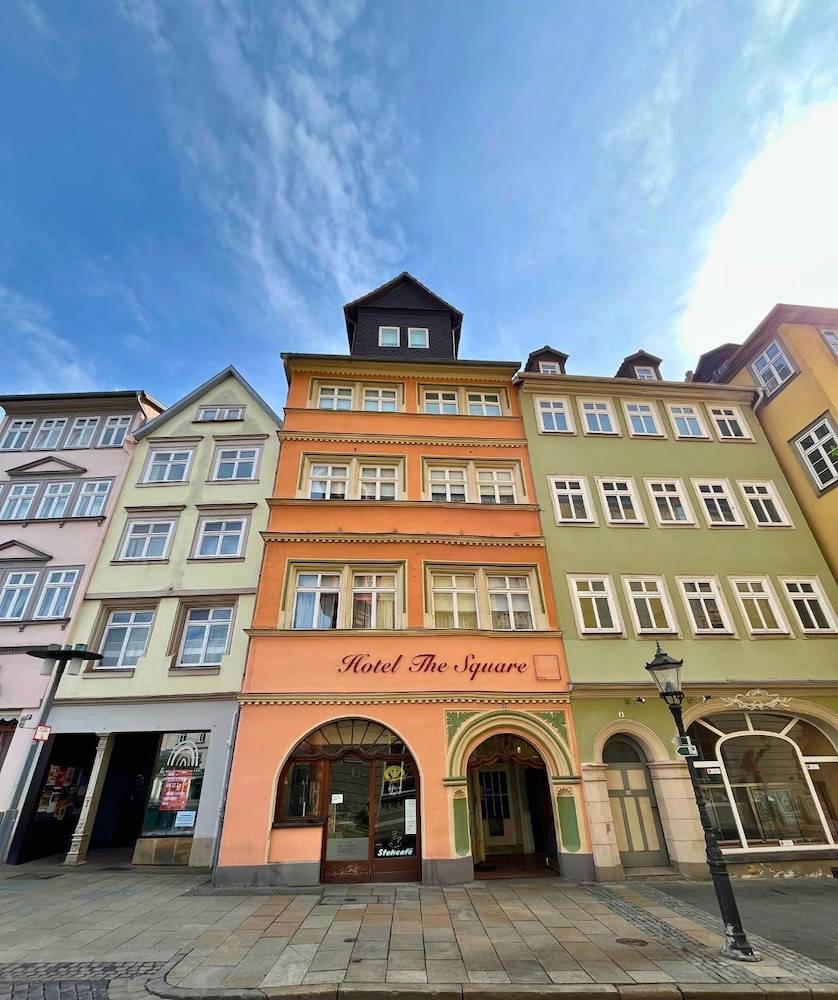 The Square Coburg 1