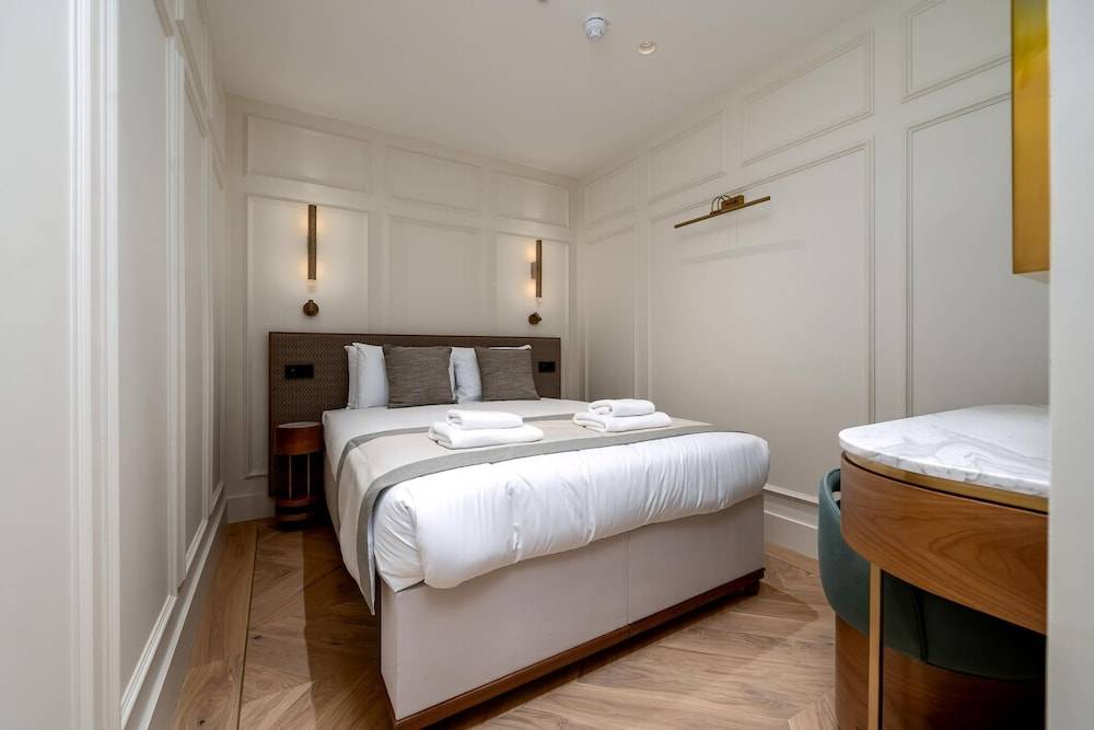 GuestReady - The Fitzroy 1