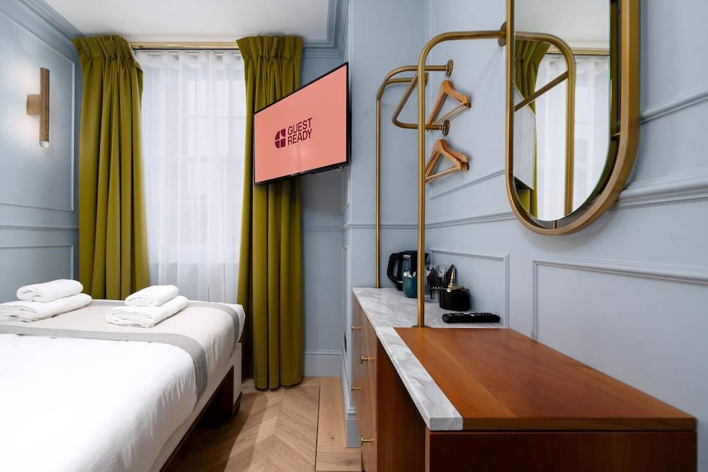 GuestReady - The Fitzroy 2