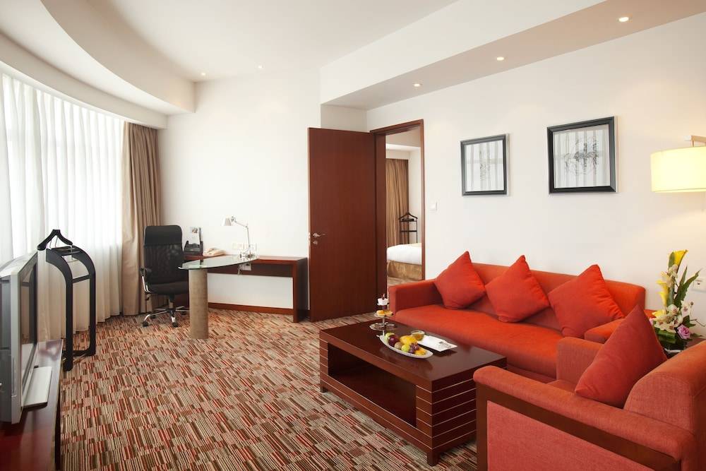 Holiday Inn Hangzhou Xiaoshan by IHG 2