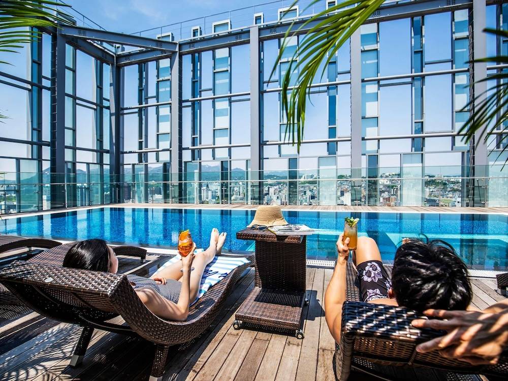 Novotel Ambassador Seoul Dongdaemun Hotels & Residences 1