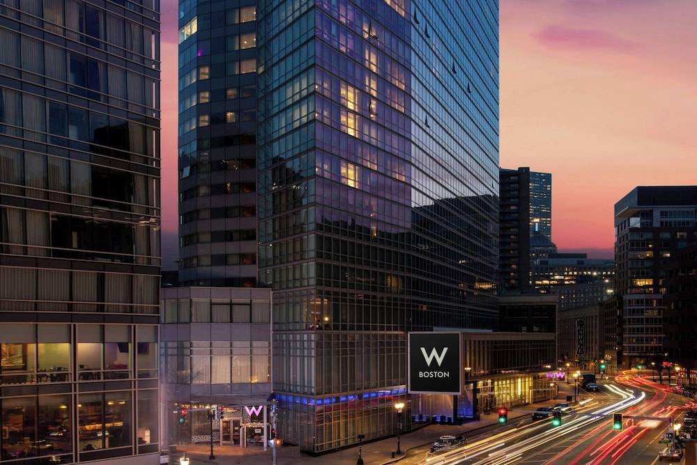 W Boston 1