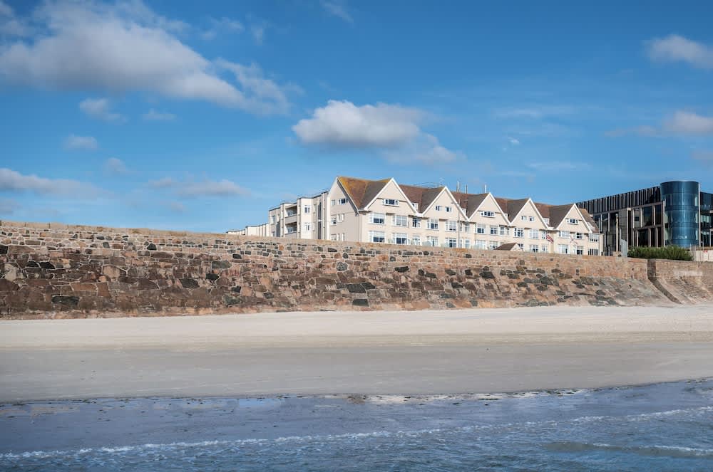 Grand Jersey Hotel and Spa 1
