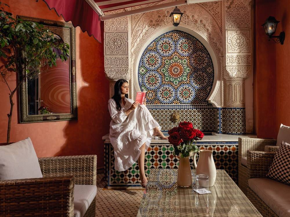 Art Palace Suites & Spa 1