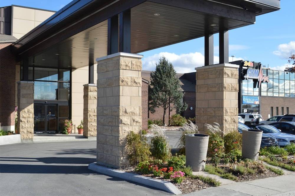 Quality Inn & Suites 1
