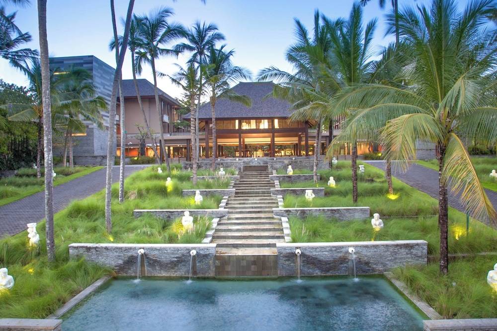 Courtyard by Marriott Bali Nusa Dua Resort 1