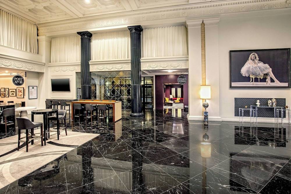 Courtyard by Marriott Boston Downtown 2