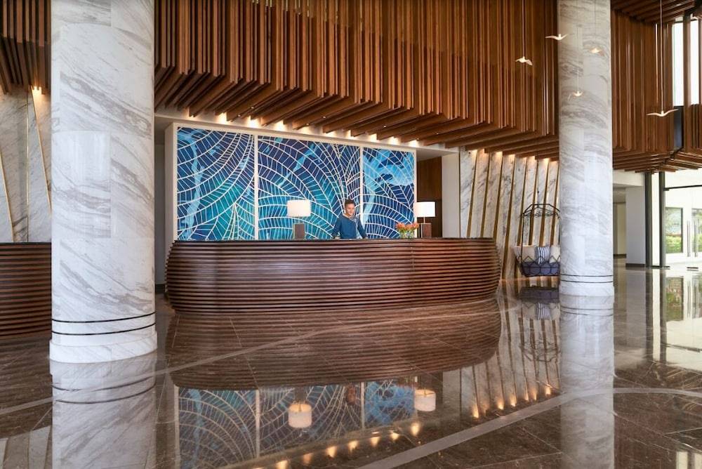 Mövenpick Resort Waverly Phu Quoc 2