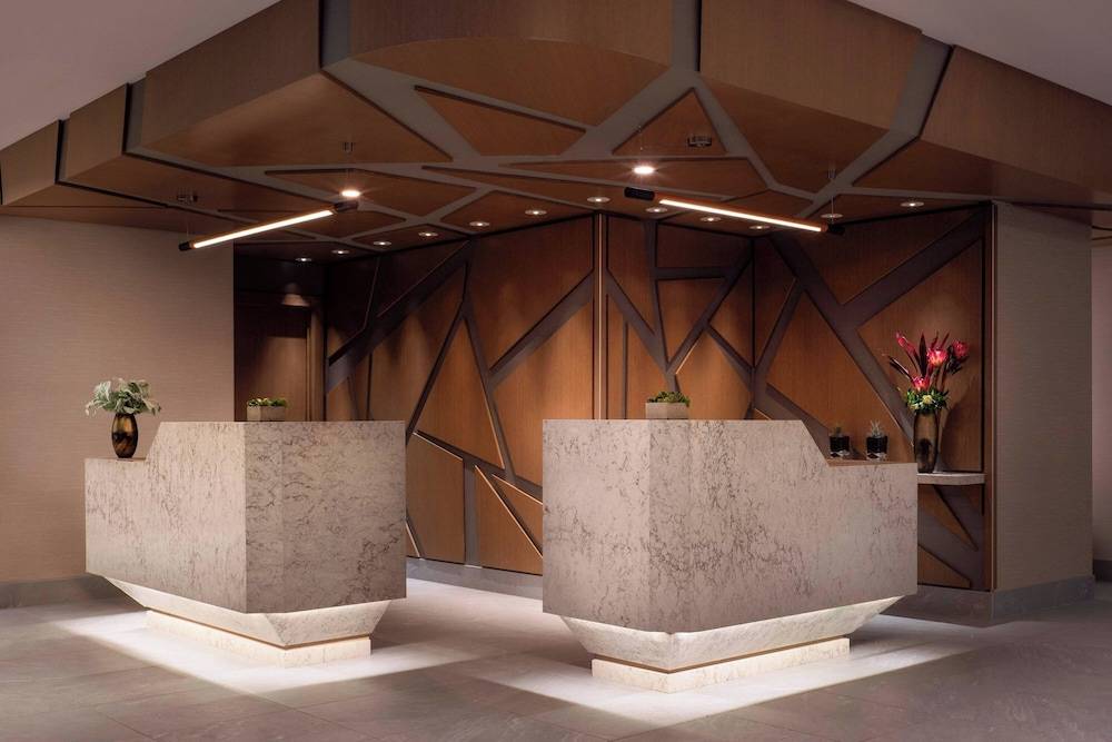 Vancouver Airport Marriott Hotel 2