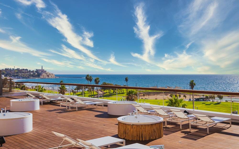 Play TLV Beach 1