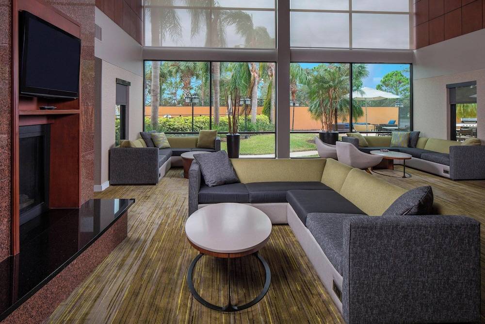 Courtyard by Marriott Daytona Beach Speedway/Airport 1