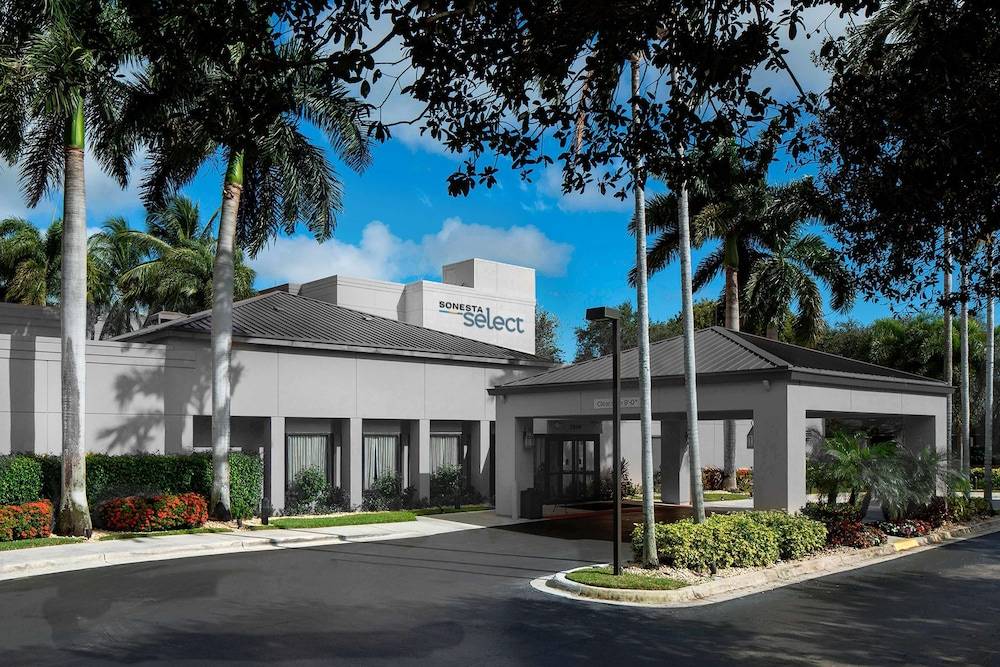 Sonesta Select Boca Raton Town Center 1