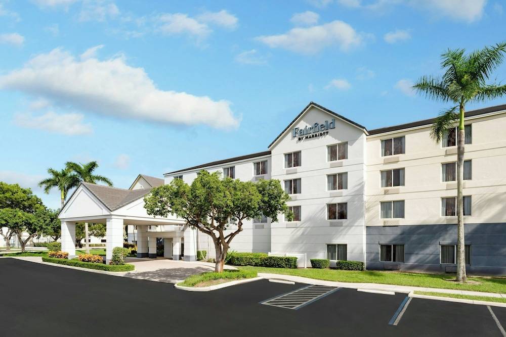 Fairfield Inn & Suites Boca Raton 1