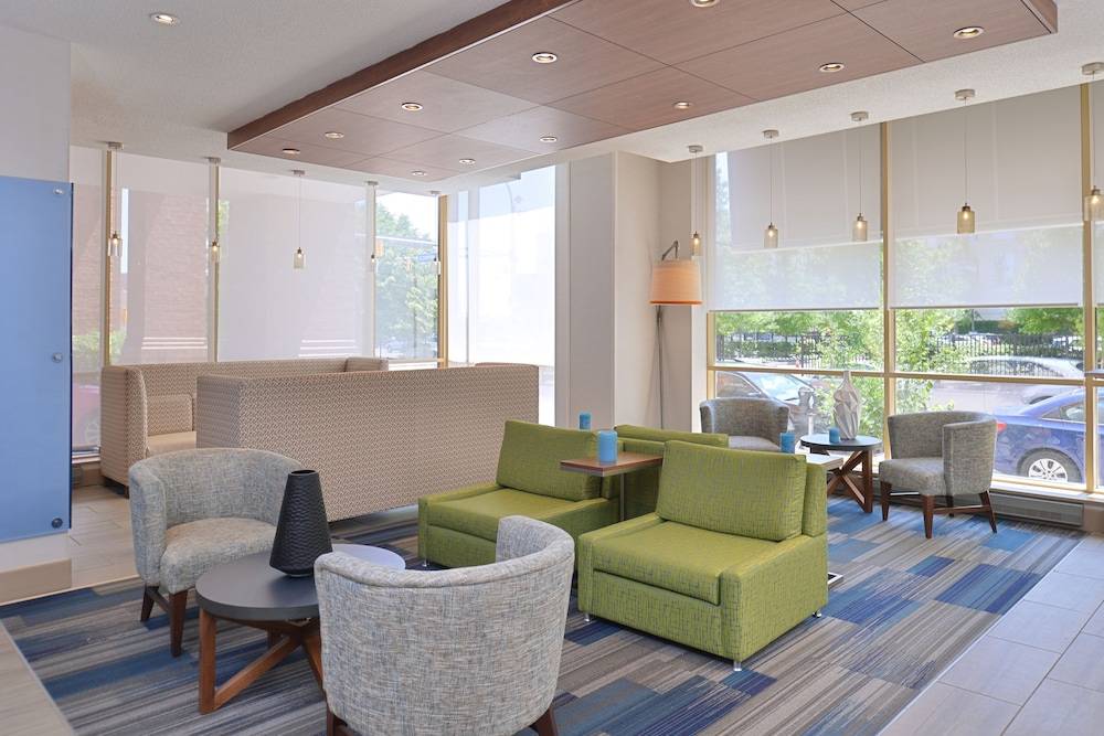Holiday Inn Express & Suites BUFFALO DOWNTOWN - MEDICAL CTR by IHG 2