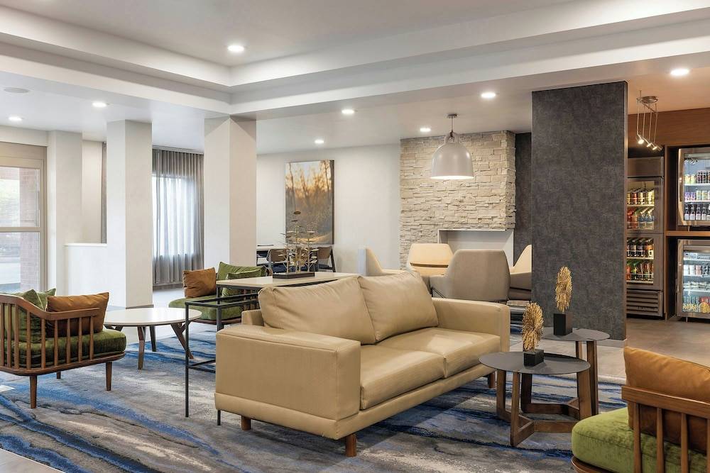 Fairfield Inn & Suites – Buffalo Airport 2